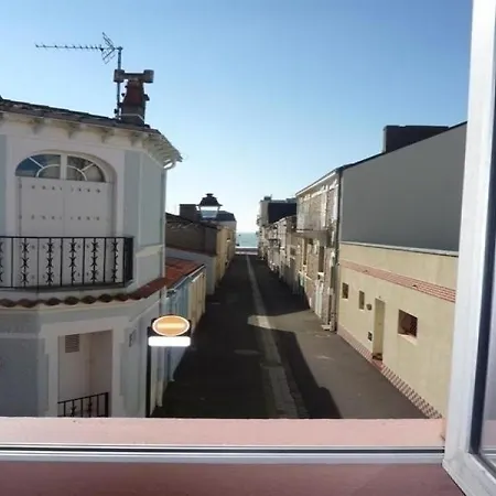 Arago Villa